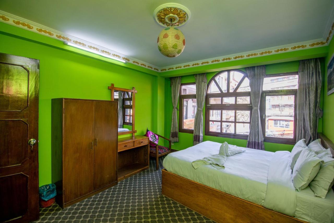 Hotel Pomelo House Катманду Экстерьер фото