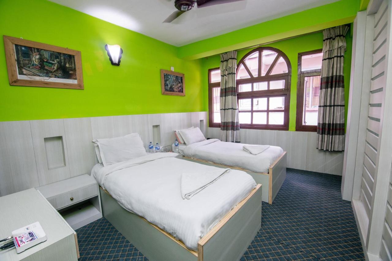 Hotel Pomelo House Катманду Экстерьер фото
