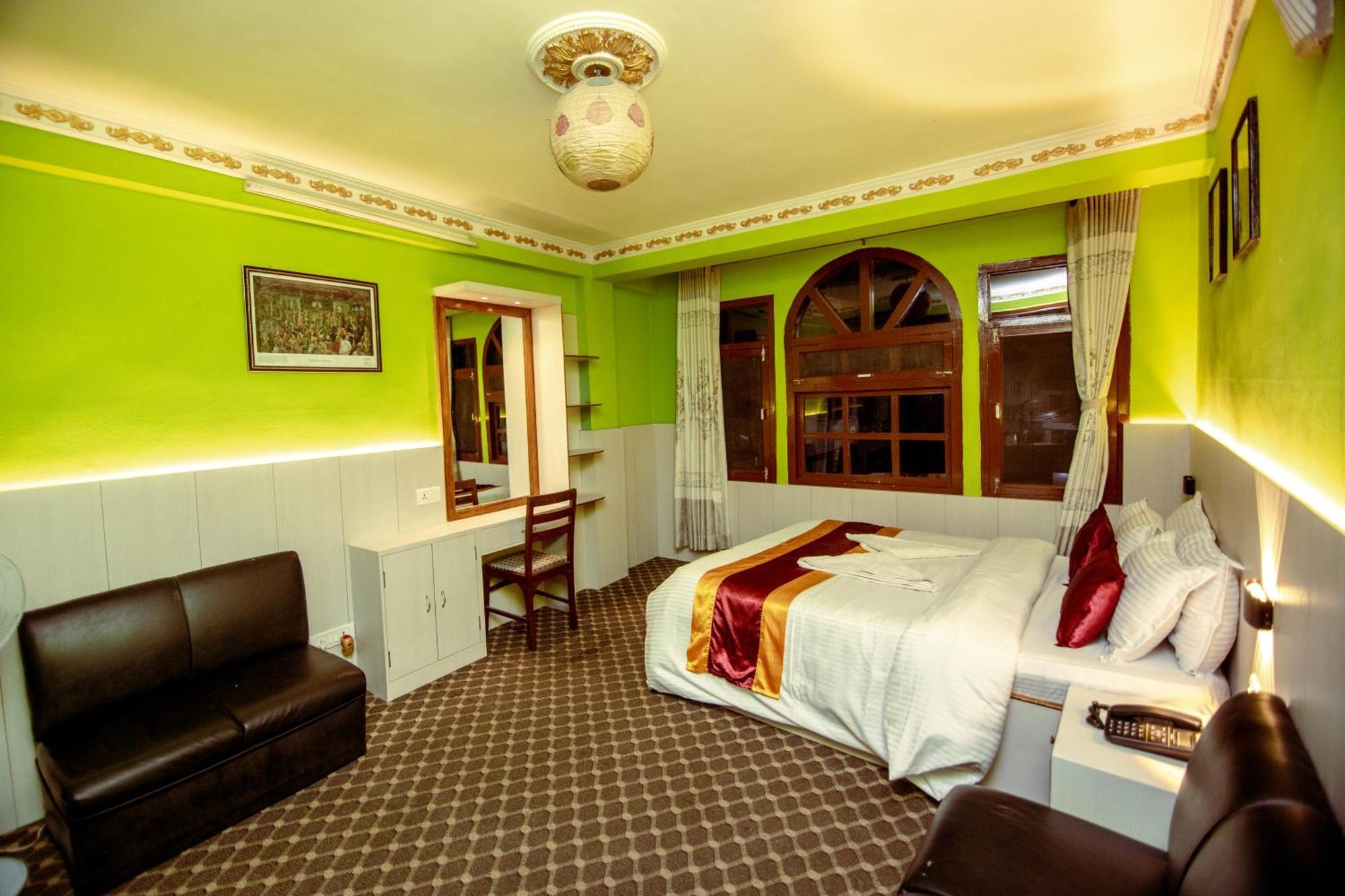 Hotel Pomelo House Катманду Экстерьер фото