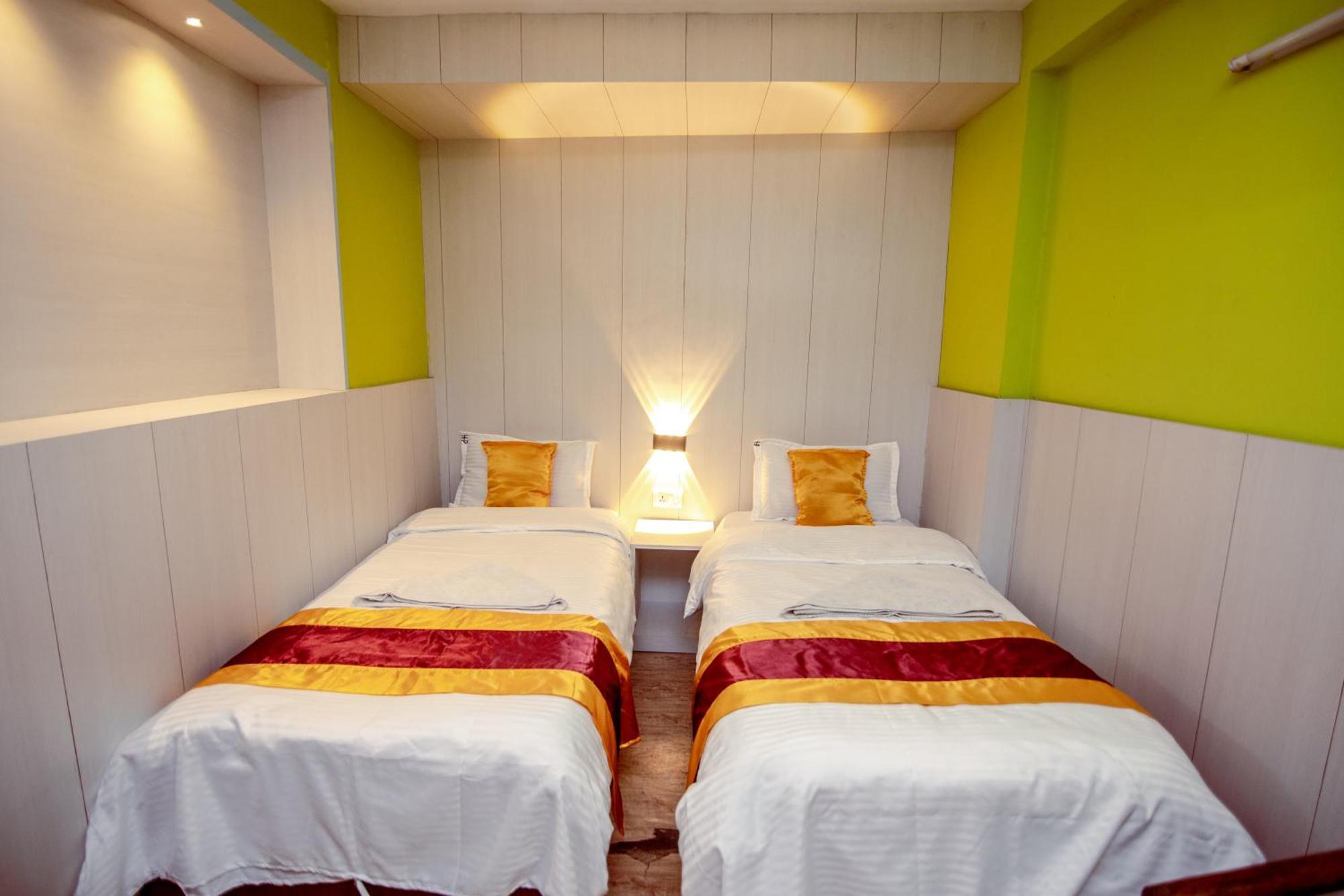 Hotel Pomelo House Катманду Экстерьер фото